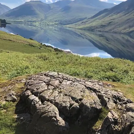 דירה Entire Cosy Near Keswick, District